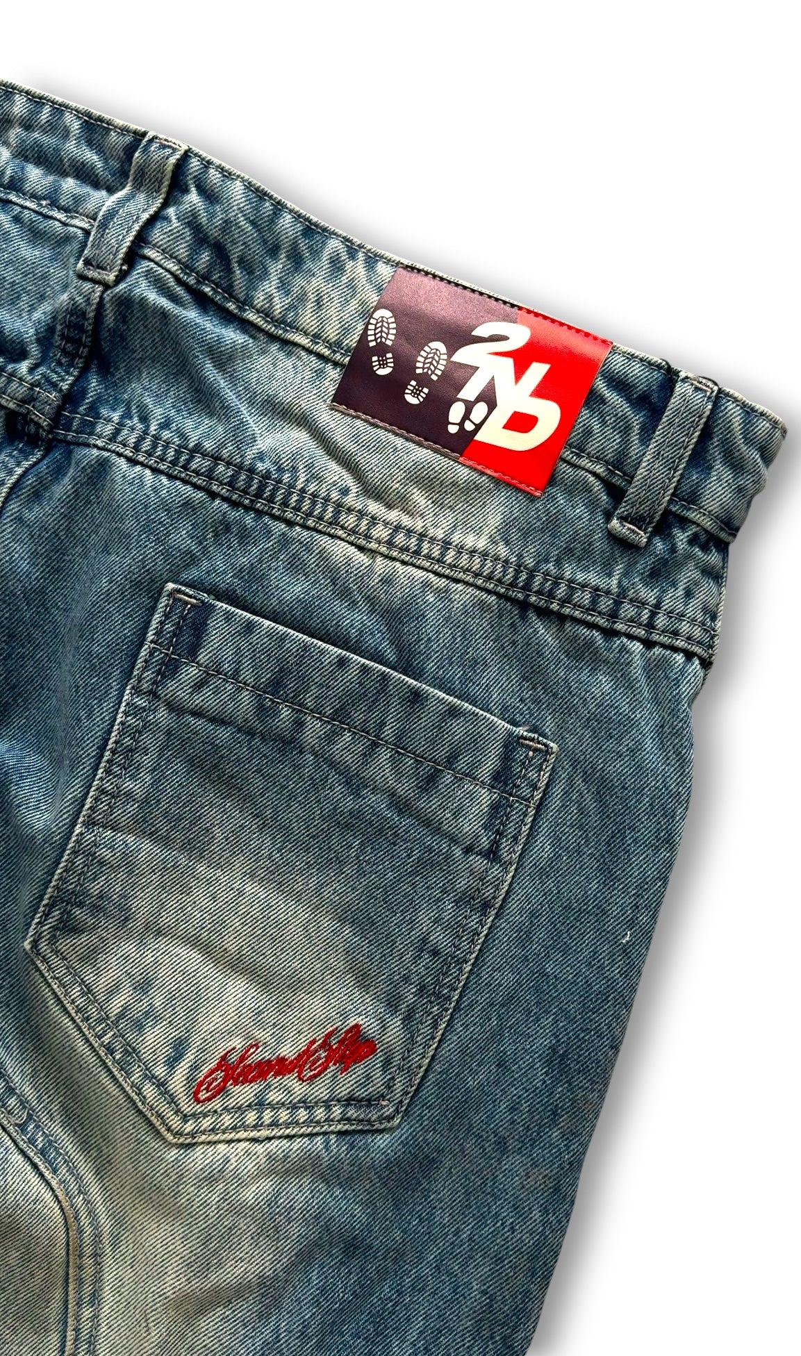 DISTRESSED DENIM - SECONDSTEP